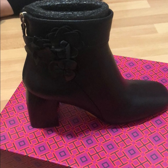 Blossom 70mm Bootie - Calf Leather - Picture 1 of 4